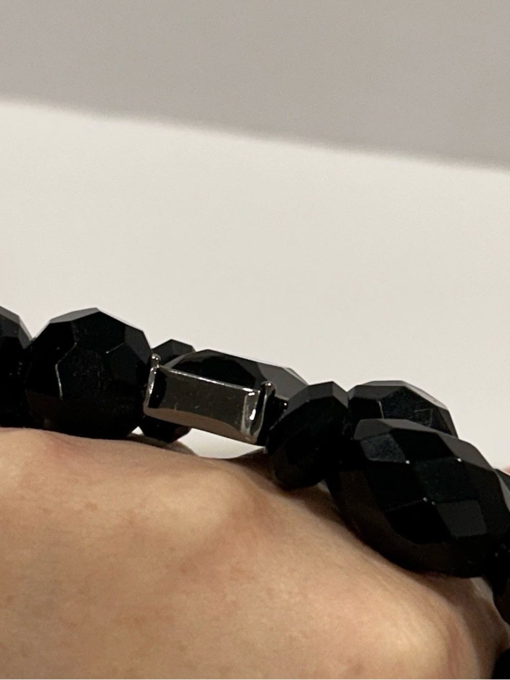 Lia Sophia Front Row Black Large Bead w Crystal Stretch Bracelet Wedding Office - Picture 3 of 8